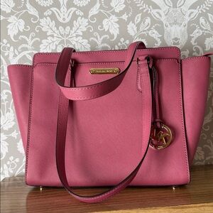 Michael Kors Tote PINK Saffiano Leather Gold Hardware Like New!